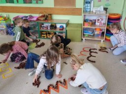 55952160612764905842788872913426702924611413n